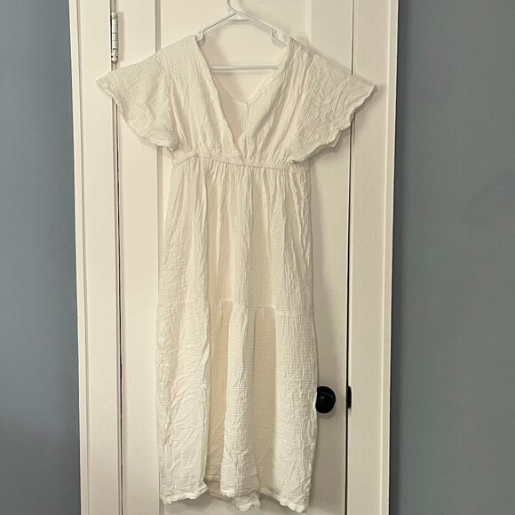Cozy Earth Dresses & Skirts - Cozy Earth boardwalk breeze midi dress size large white / cream gauzy beachy